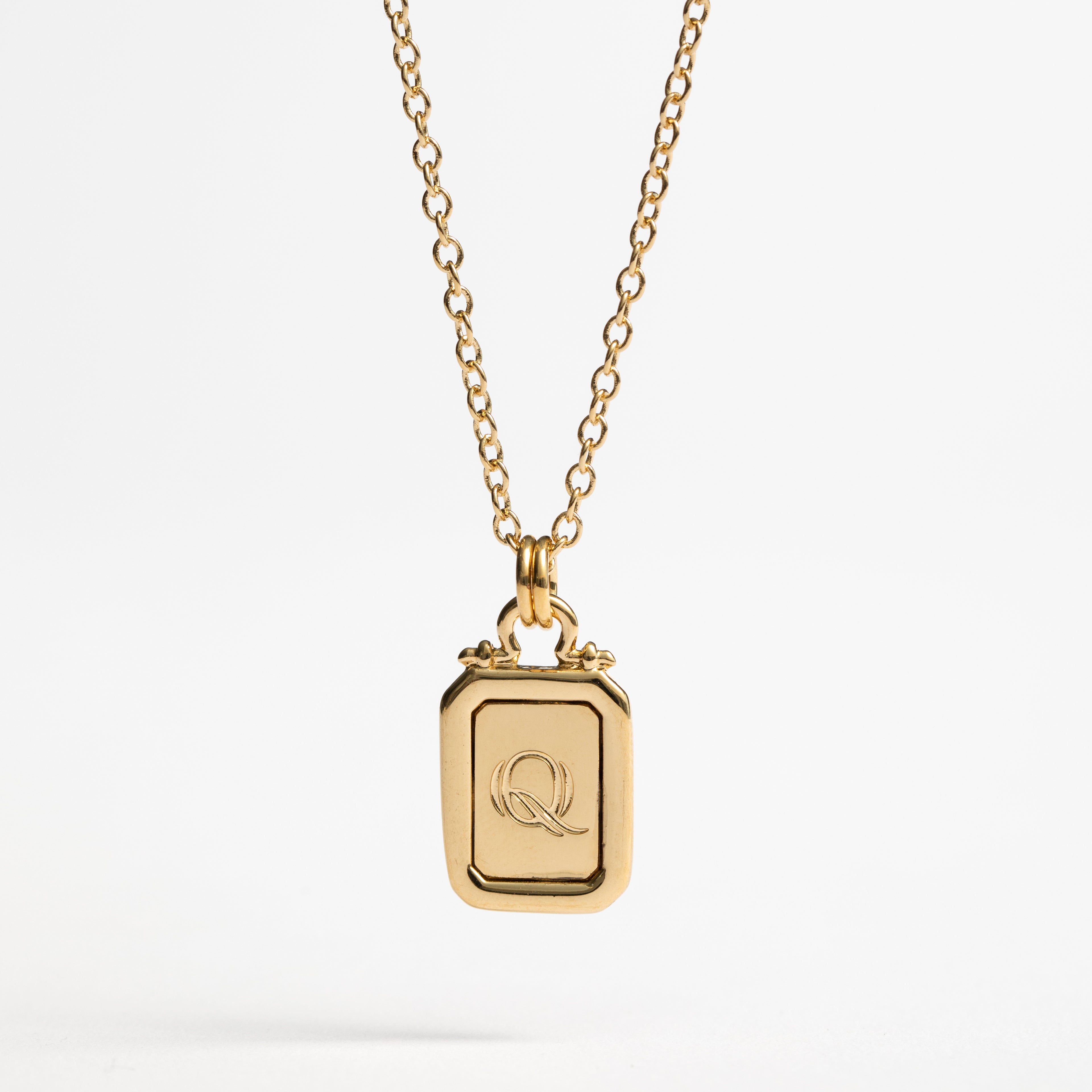 GOLD LETTERS Q